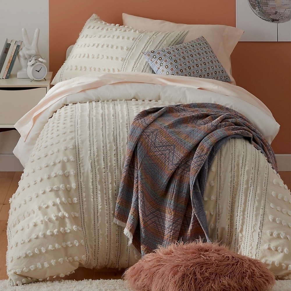 Distinctly Home Klara Duvet Cover Set